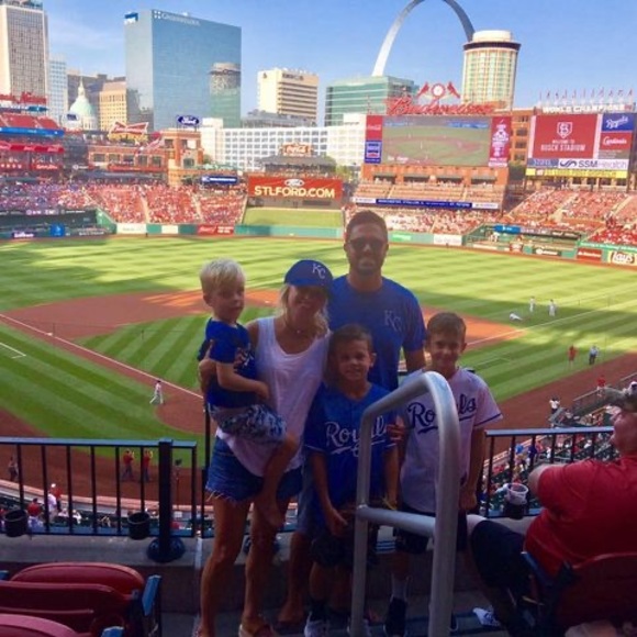 Meet your Posher, Mandy - Picture 1 of 1